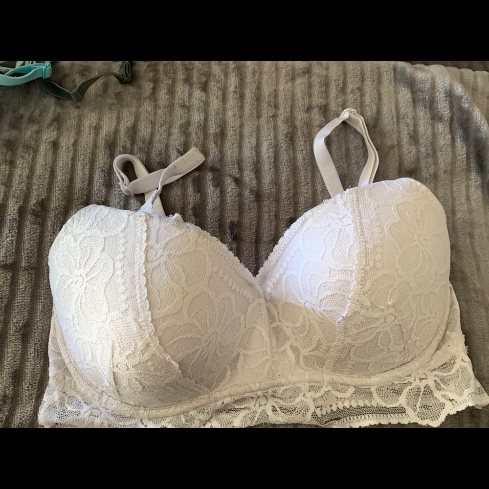 White lace bralette